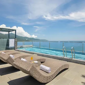 https://mangata-beachfront-hotel.hotelsofhoian.com